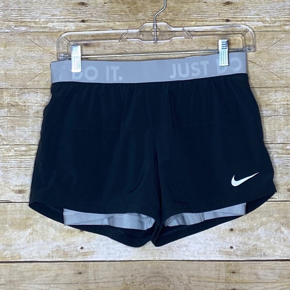 Nike Pants - NIKE DRI- FIT 2 IN 1 TRAINING SHORTS SIZE SMALL